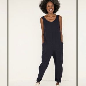 Clyde Jumpsuit, Midweight Linen Black Medium Short